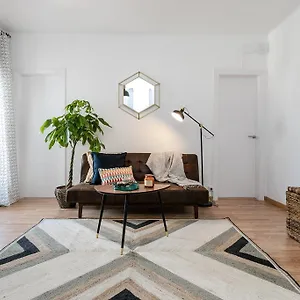 https://design-apts-near-passeig-de-gracia.topbarcelonahotels.com